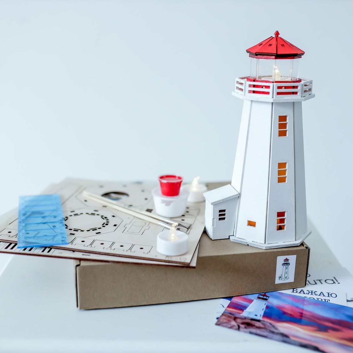 Peggy's Cove Lighthouse (Canada), prefabricated wooden model