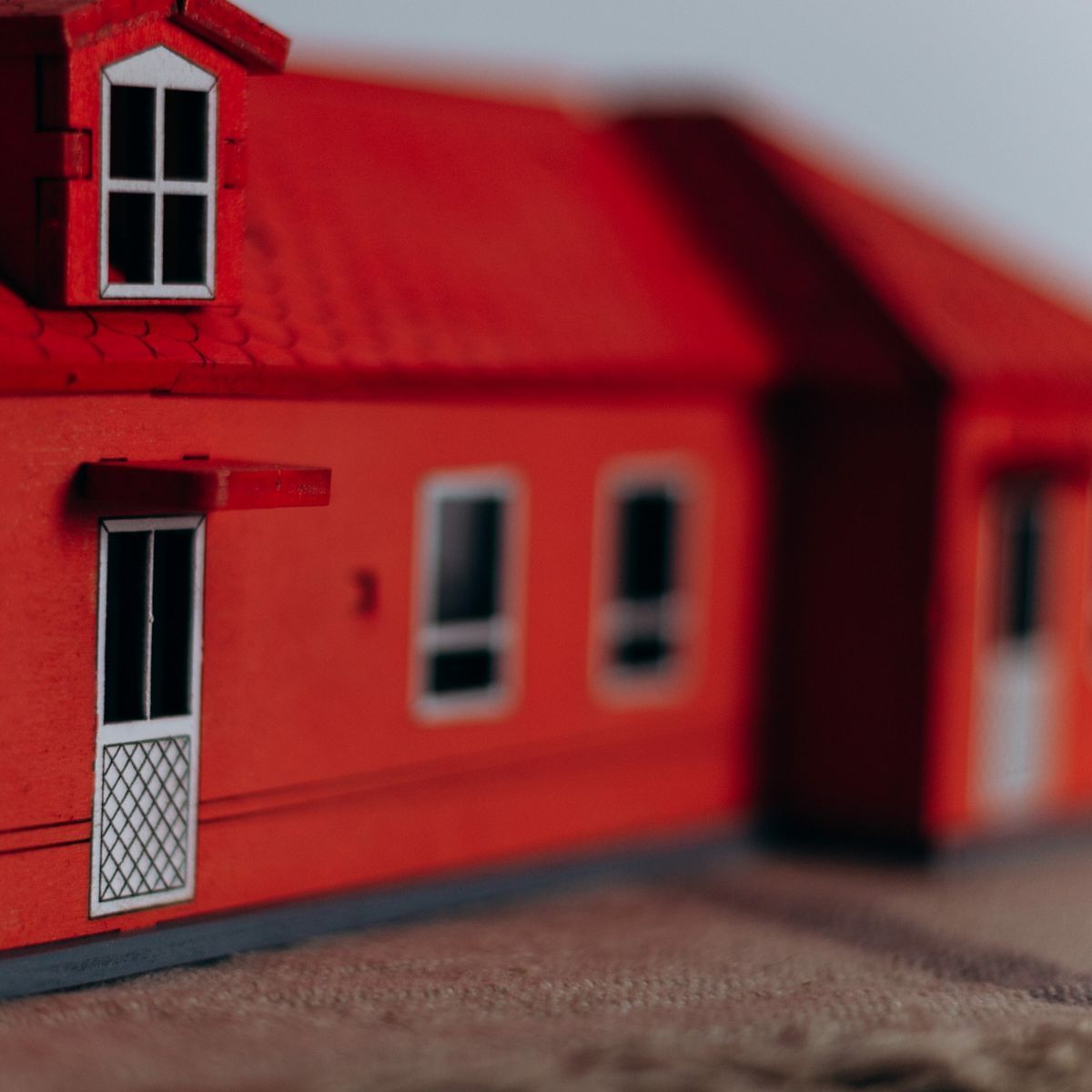 Lighthouse on Zmiiniy Island with an extension (Ukraine), prefabricated wooden model