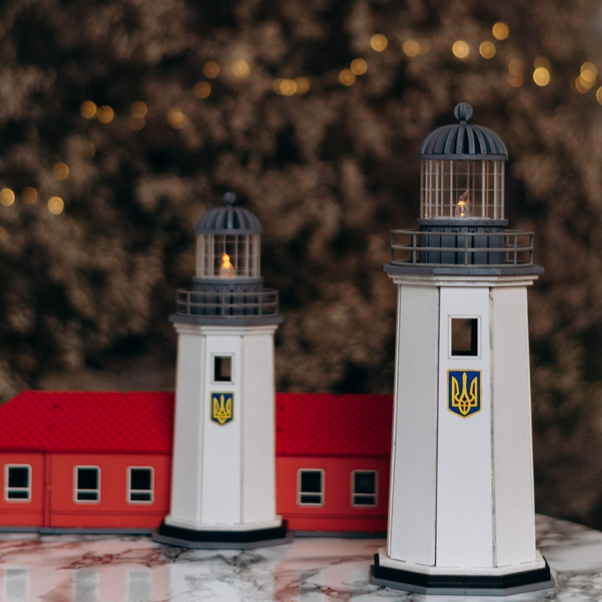 Маяк на острові Зміїний (Україна), збірна дерев'яна модель zm.c фото